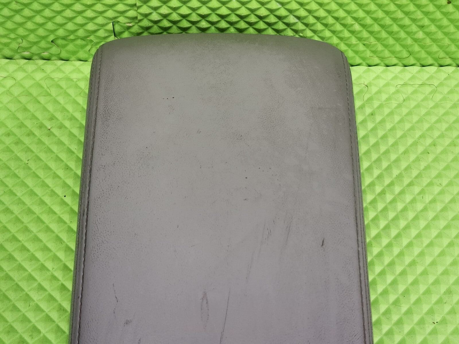 🔥2007-2011 TOYOTA CAMRY CENTER CONSOLE ARM REST LID COVER TOP PAD BOX TAN