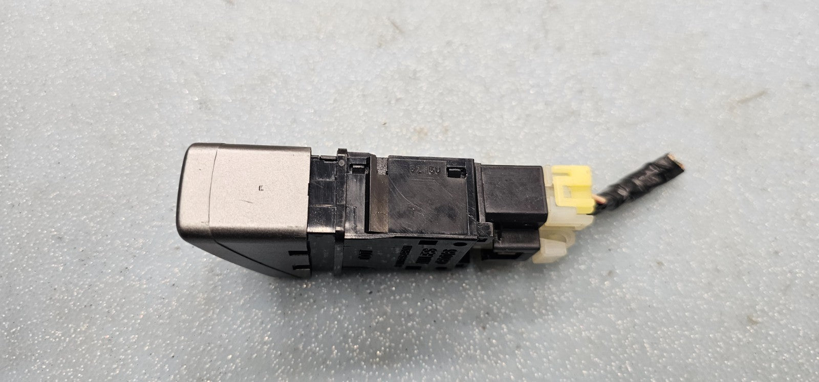🔥03-08 Subaru Forester Emergency Light Hazard Switch Control Button Black OEM