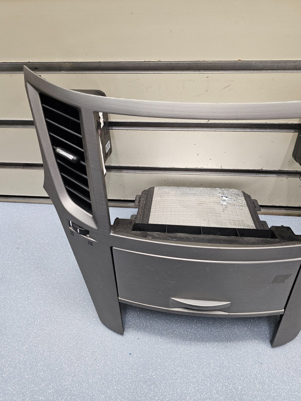🔥 2010-2014 Subaru Legacy Front Console Dashboard Centre Panel Trim GRAY
