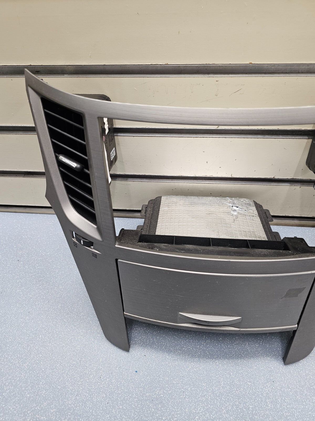 🔥 2010-2014 Subaru Legacy Front Console Dashboard Centre Panel Trim GRAY