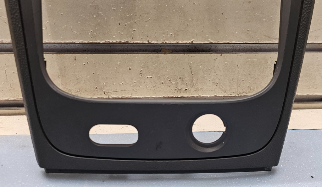 🔥06-11 Chevrolet HHR Center Dash AM FM Radio Trim Panel Stereo Display Gray B37