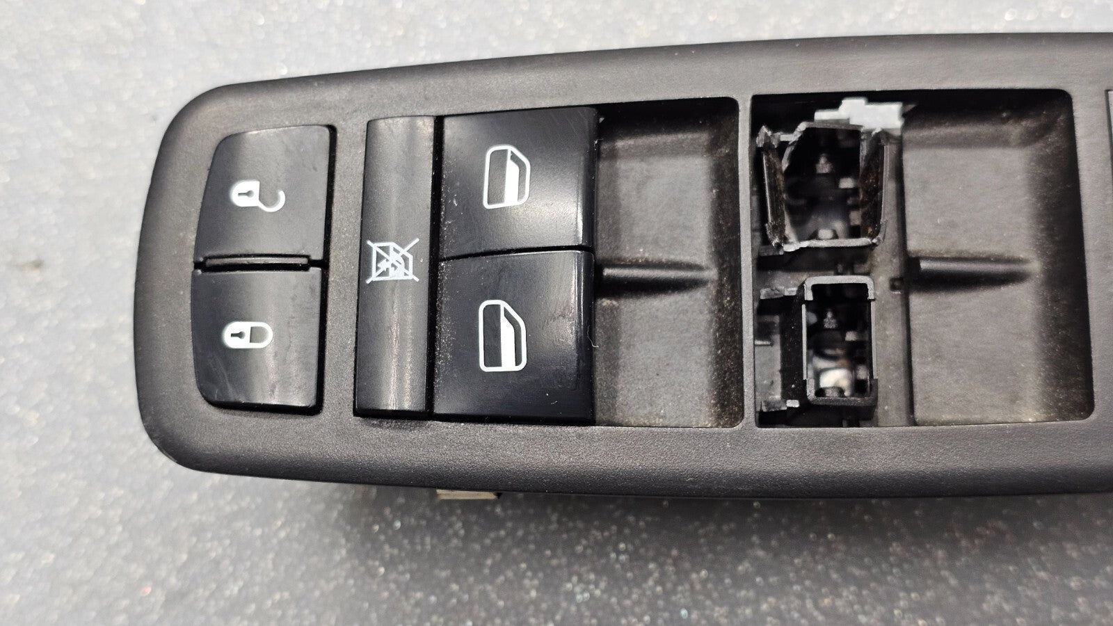 09-12 Dodge Ram 1500 2500 Left Driver Master Power Window Switch Assembly Black