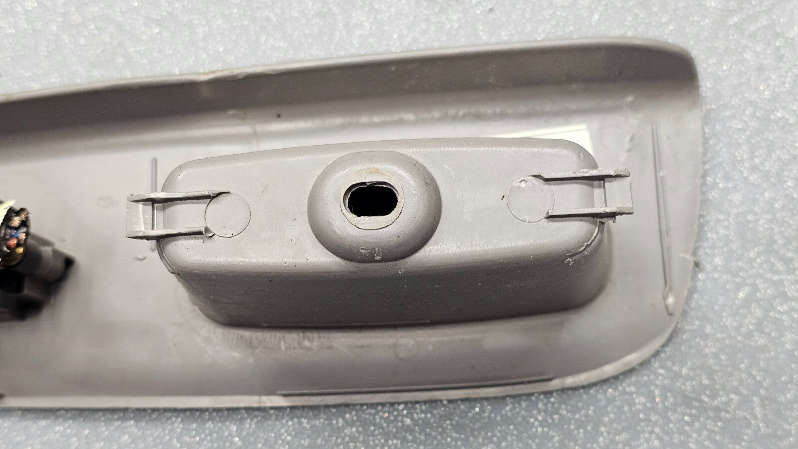 97 98 99 00 01 02 Ford Escort  Right Front Window Switch
