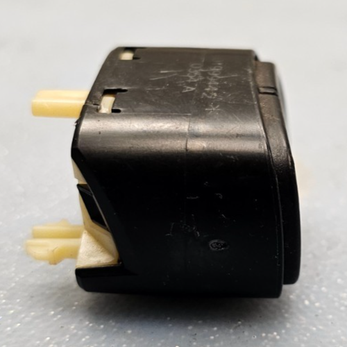 🔥03-09 YUKON SIERRA CALL SOURCE SWITCH Steering Wheel Control Button Black