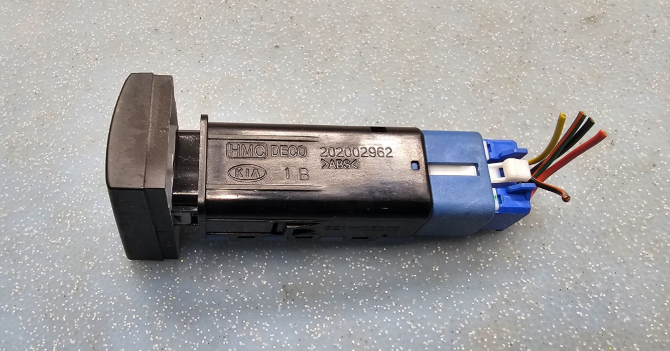 🔥2004-2006 Kia Spectra Front Windshield Defrost Control Switch OEM