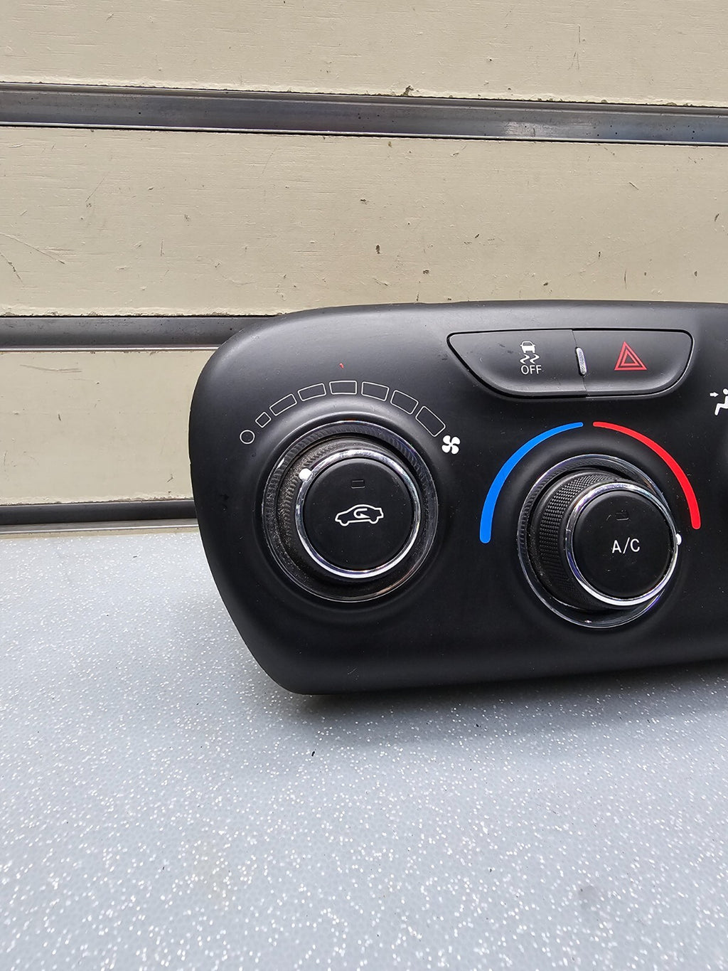 13-16 DODGE DART Front Dash AC Heater Temperature Climate Control Conditioner