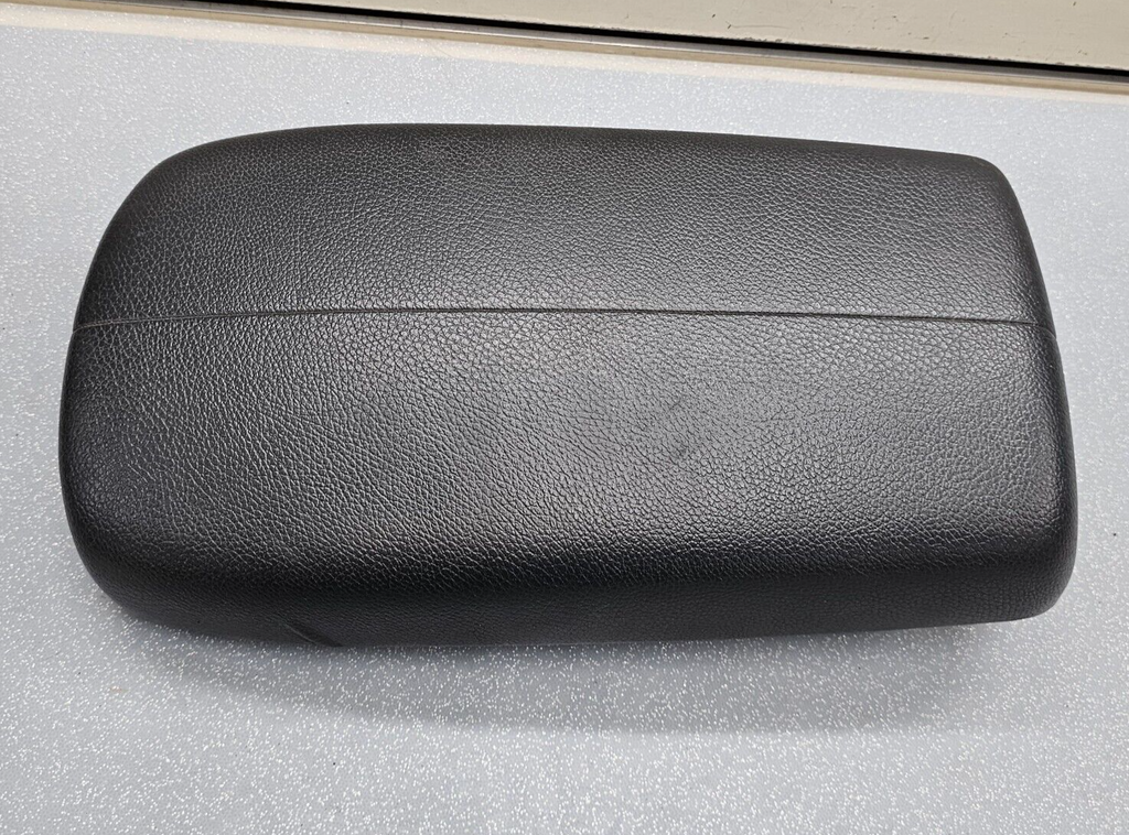 🔥10-13 Kia Sorento Console Lid Cover Leather Top Pad Armrest Assembly Black OEM