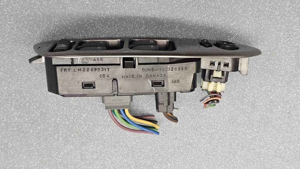 04-07 MALIBU LEFT DRIVER MASTER POWER WINDOW DOOR CONTROL SWITCH ASSEMBLY SILVER