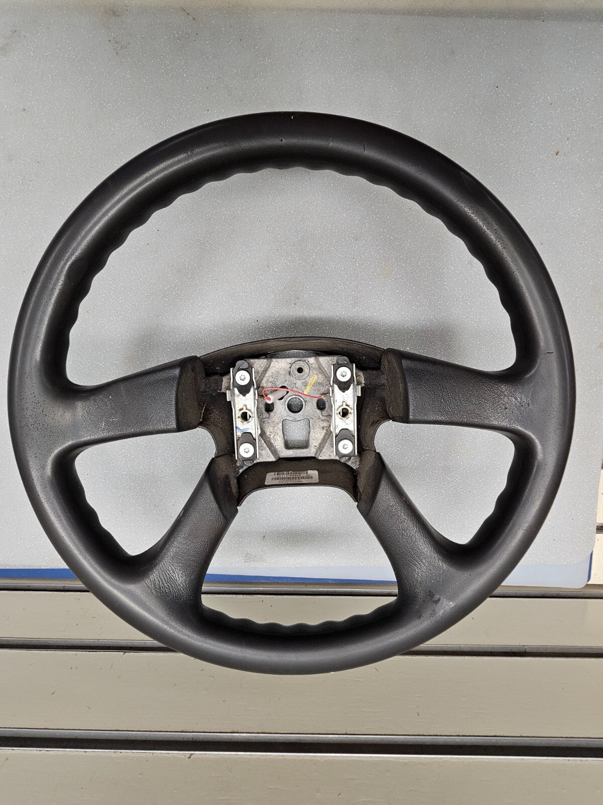 03-06 Chevrolet Tahoe Suburban Yukon Escalade Steering Wheel Column BLACK OEM