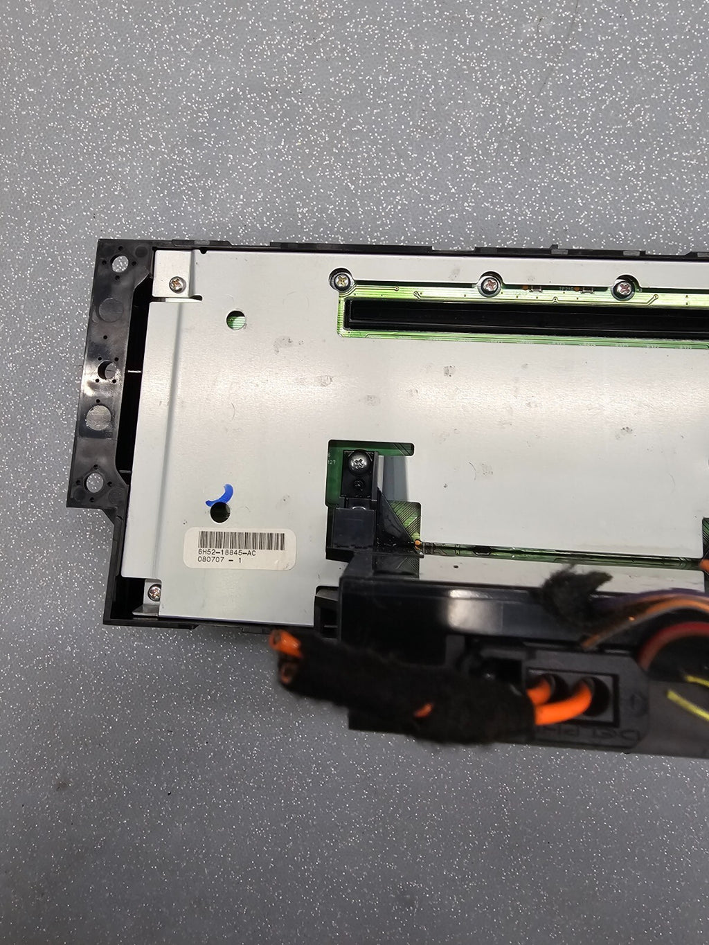 🔥08-12 Land Rover LR2 Dash AM FM 6 Disc CD Player Radio Strereo Receiver BLACK