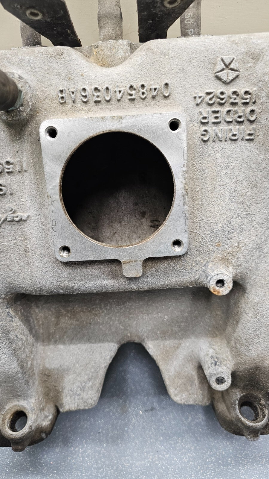 91-06 Jeep Cherokee Wrangler TJ 4.0 High Output Plenum Bare Intake Manifold OEM