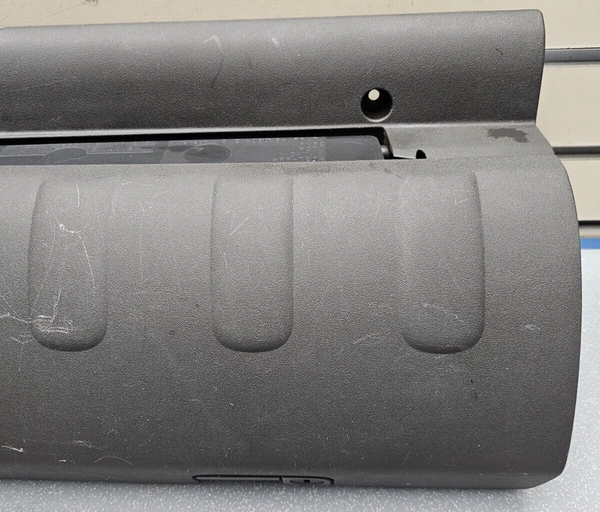 🔥05-06 Nissan Frontier Dash Glove Box Storage Compartment Instrument Panel Gray
