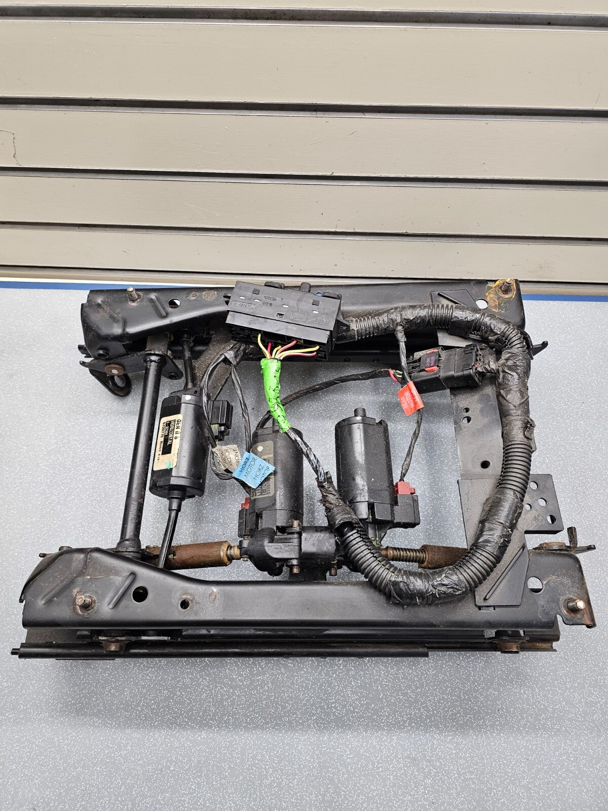 🔥99-04 Jeep Grand Cherokee WJ Driver Electric Power Seat Base Track NO Memory