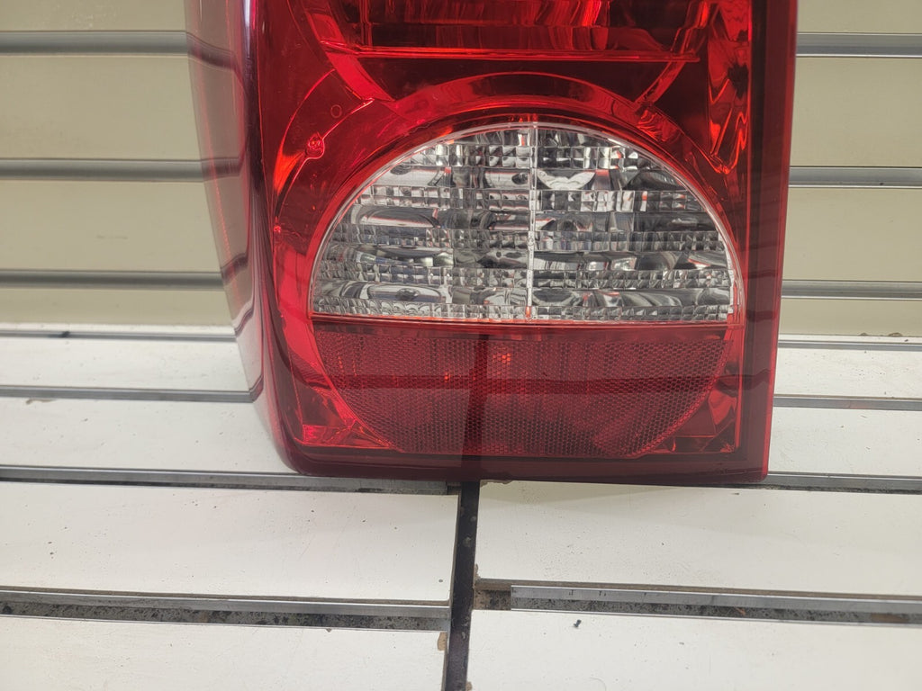 🔥2008-2012 Dodge Caliber  Tail Light Taillight lamp  Driver Left Side