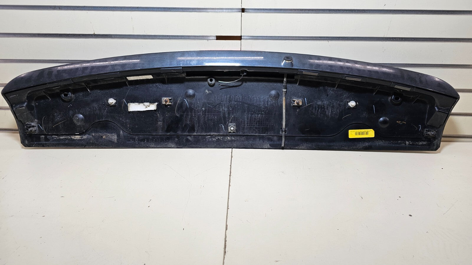 🔥11-20 Grand Caravan Rear Upper Hatch Spoiler Wing Mount Break Light Black OEM