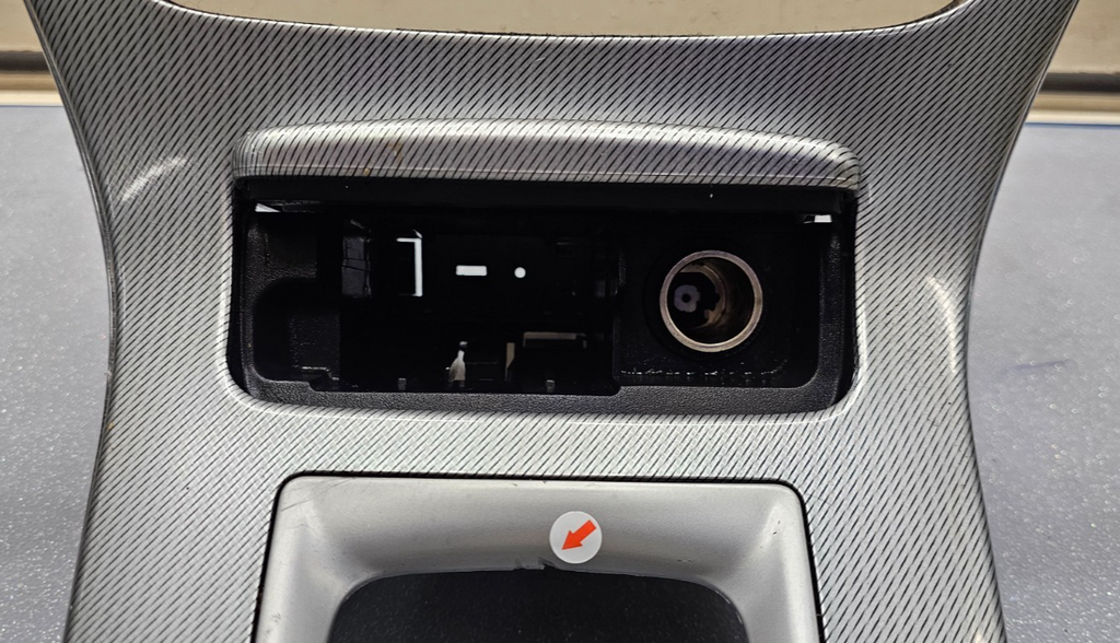 🔥16-19 Nissan Sentra Center Console Shifter Trim Bezel Ashtray OEM Silver
