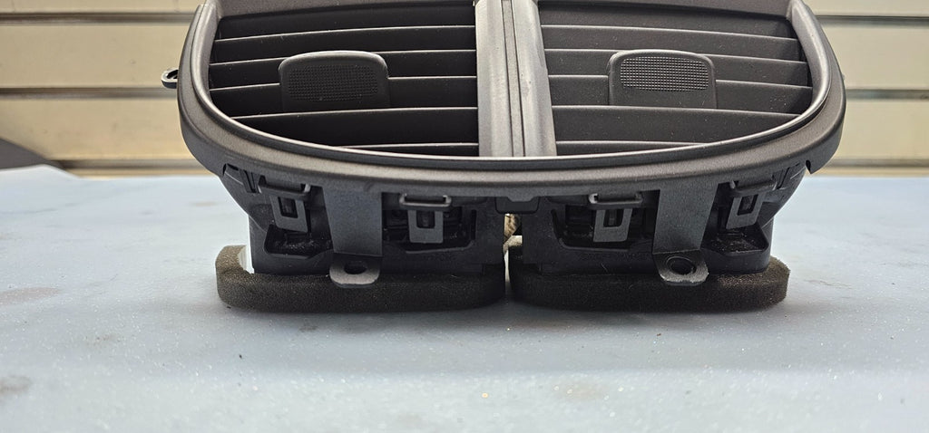 🔥13-16 Chevy Malibu AC HVAC A/C Center Dash Air Vent Heater Grille Gray OEM
