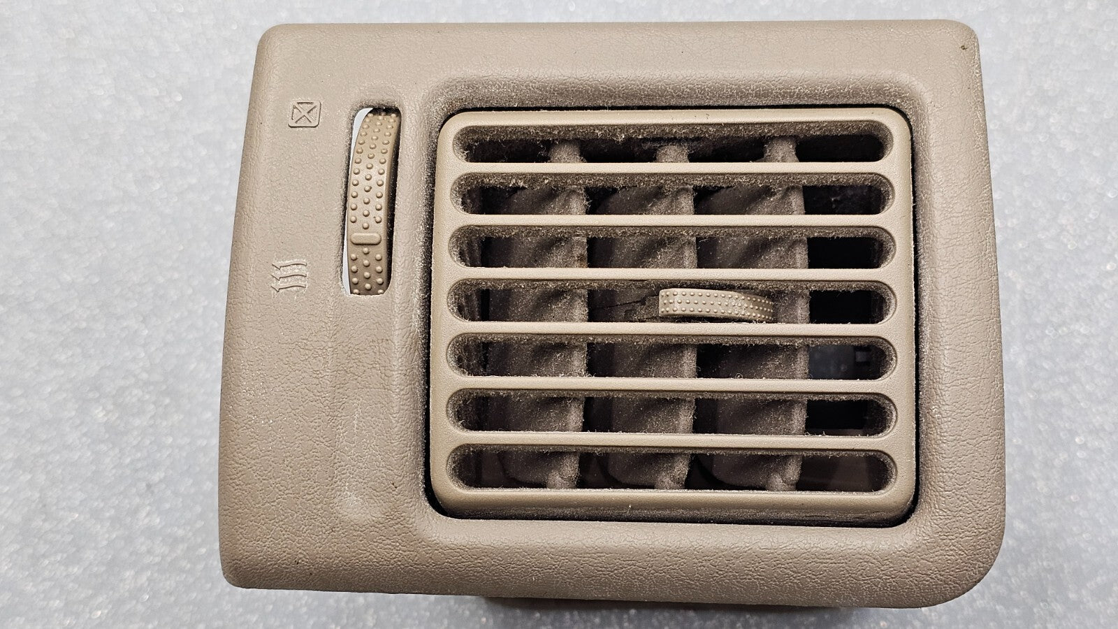 🔥 02-05 Ford Explorer Dash Left Driver Master AC A/C Air Vent Heater Panel Tan