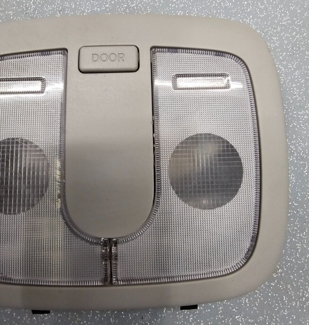 10-13 KIA SOUL DOME INTERIOR MAP LIGHT LAMP OVERHEAD CONSOLE SUNROOF STORAGE TAN