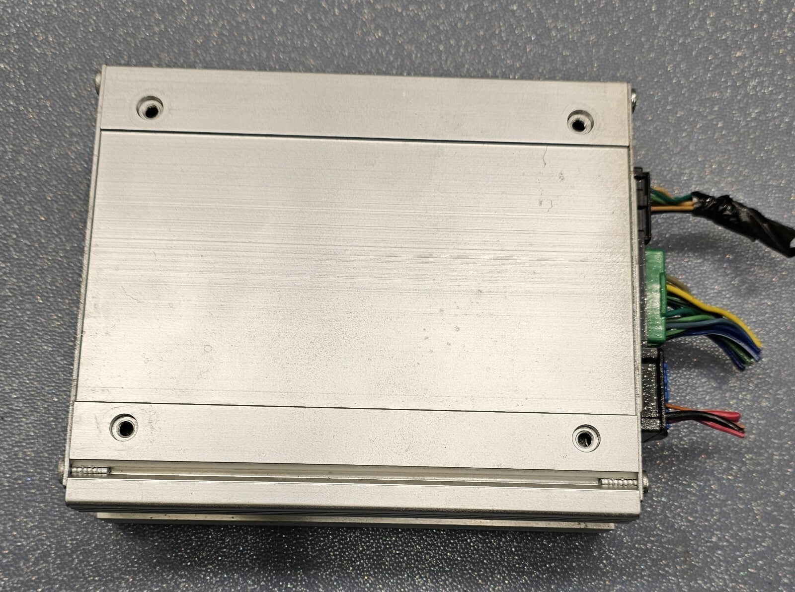 🔥08-10 Chevy MALIBU 07-09 Saturn Aura Audio Equipment Radio Amplifier Assembly