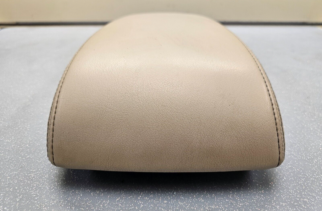 🔥05-09 Buick LaCrosse Allure Front Center Console Armrest Storage Box Lid Tan
