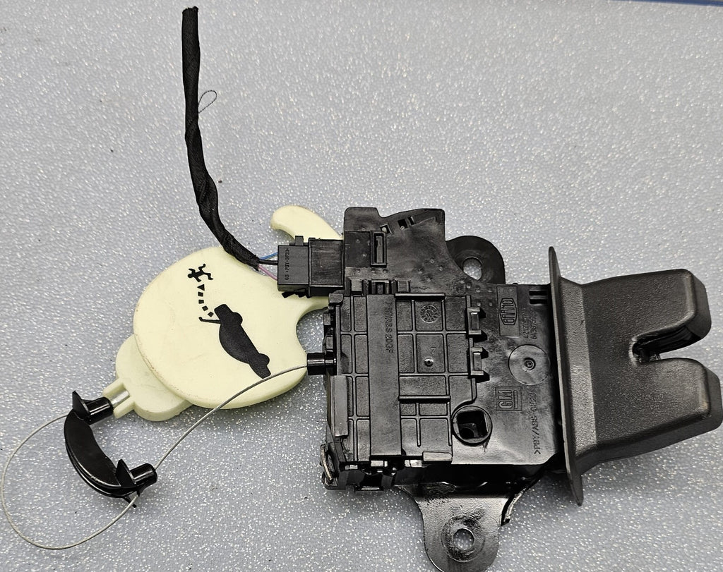 🔥2010-2016 BUICK LACROSSE 2013-2018 CHEVROLET MALIBU TRUNK LATCH ACTUATOR OEM