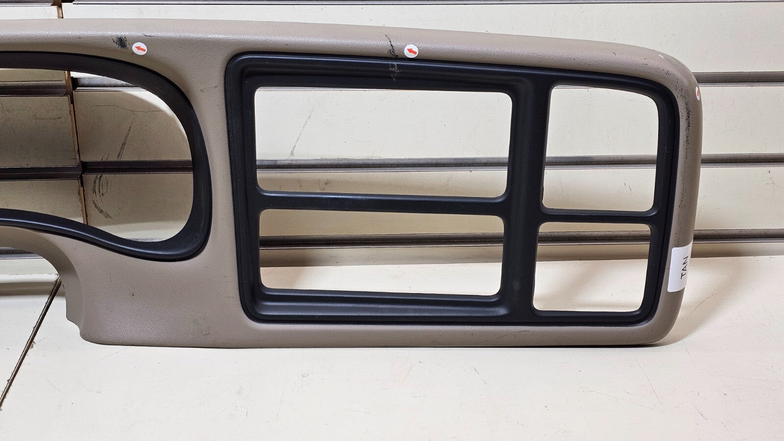 🔥99-02 CHEVY GMC Instrument Cluster Speedometer Dash Trim Panel Bezel Tan C4