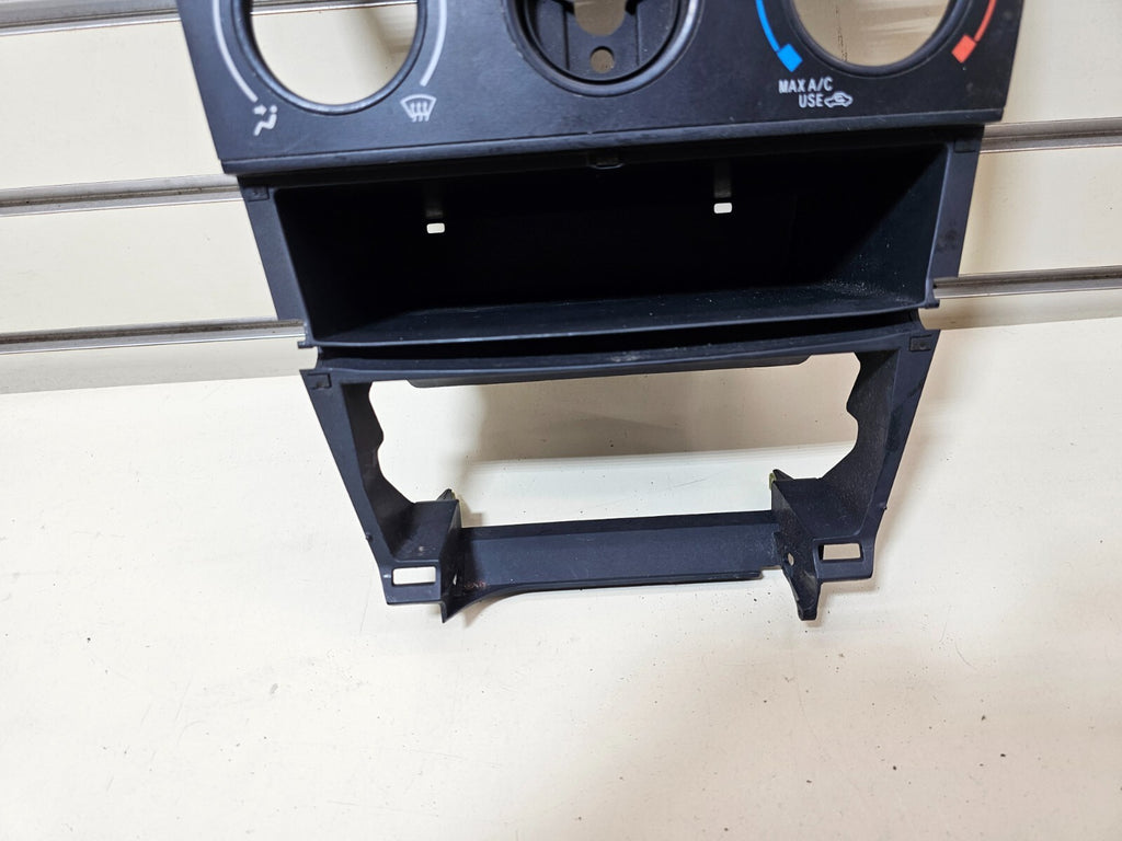 🔥03-08 TOYOTA COROLLA CENTER DASH CLIMATE CONTROL BEZEL TRIM PANEL BLACK OEM