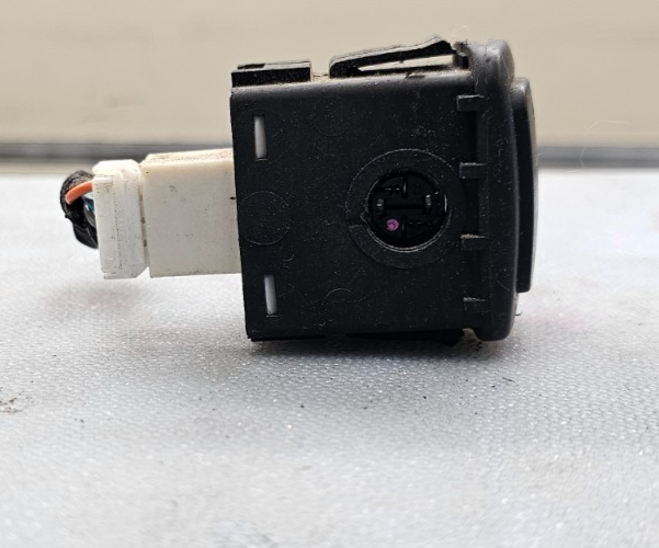 🔥 95-97 TOWN CAR CROWN VICTORIA GRAND MARQUIS REAR DEFROST DEFROSTER SWITCH