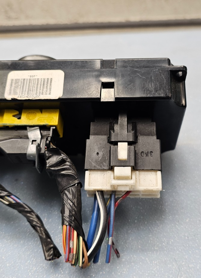 🔥04-05 NISSAN TITAN A/C AC HVAC HEATER CLIMATE TEMPERATURE CONTROL BLACK OEM