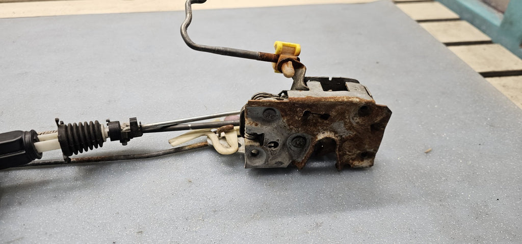 🔥2003-2011 LINCOLN TOWN CAR LEFT REAR DOOR LOCK LATCH ACTUATOR ASSEMBLY