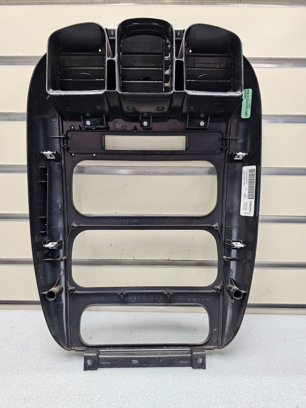 🔥01-07 Caravan Town Country Dash Radio Climate TRIM Panel Surround Bezel Black