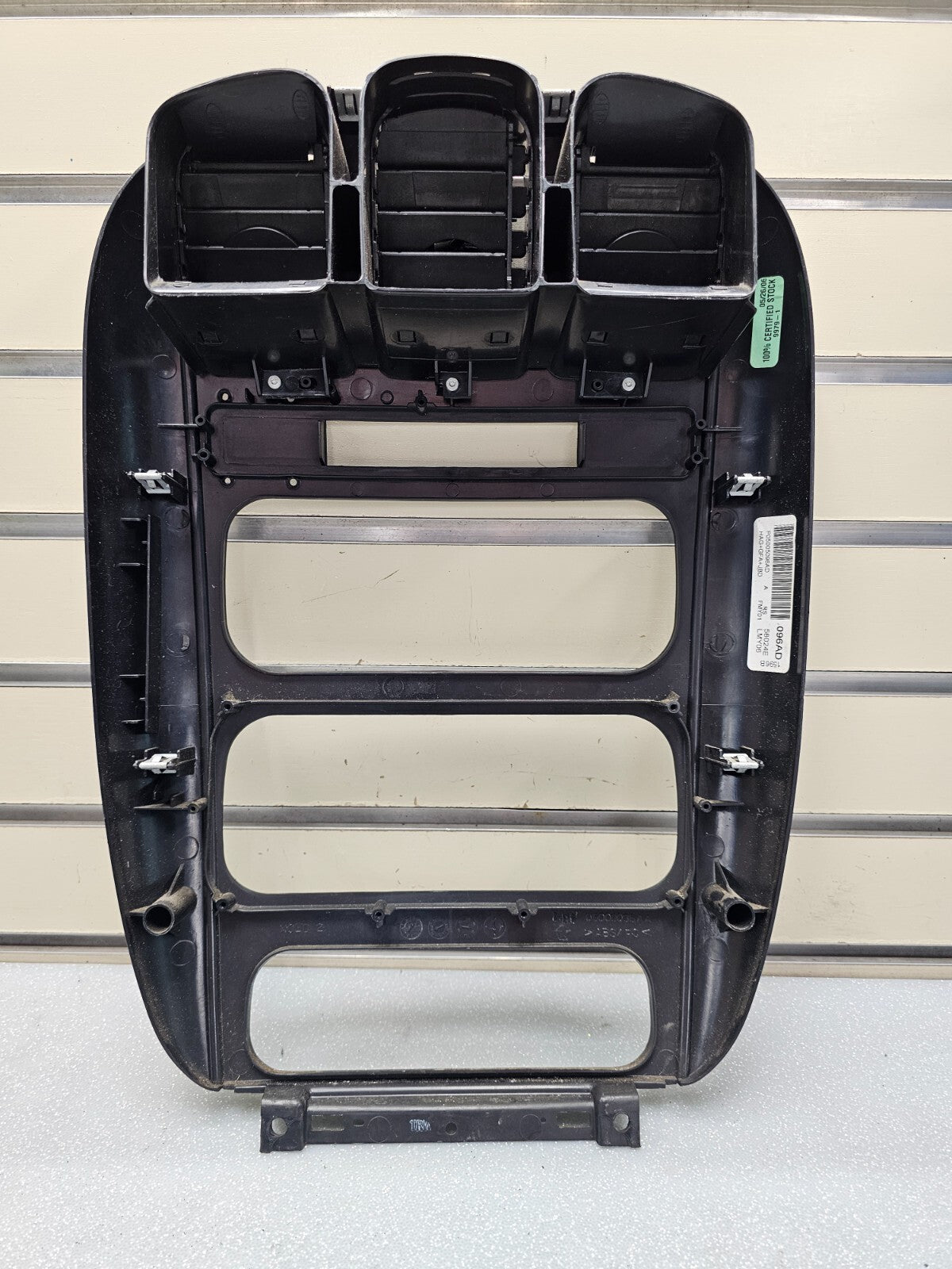 🔥01-07 Caravan Town Country Dash Radio Climate TRIM Panel Surround Bezel Black