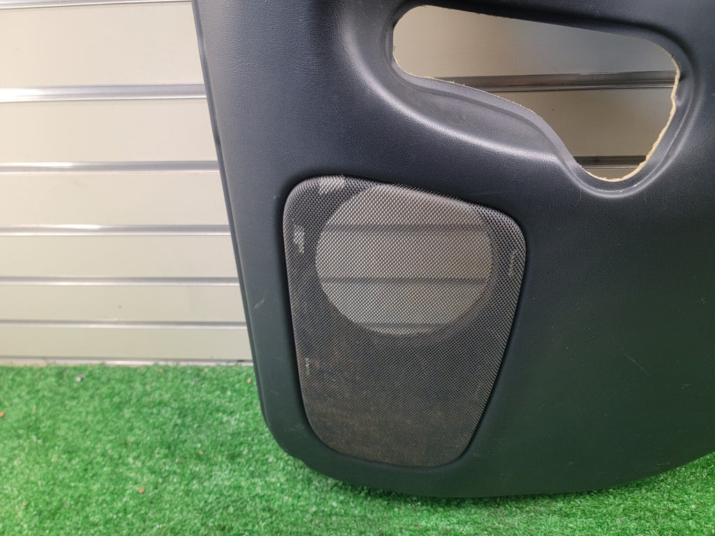 🔥99-06 Chevy Tahoe YUKON ESCALADE Interior Door PASSENGER Trim Panel Black D7