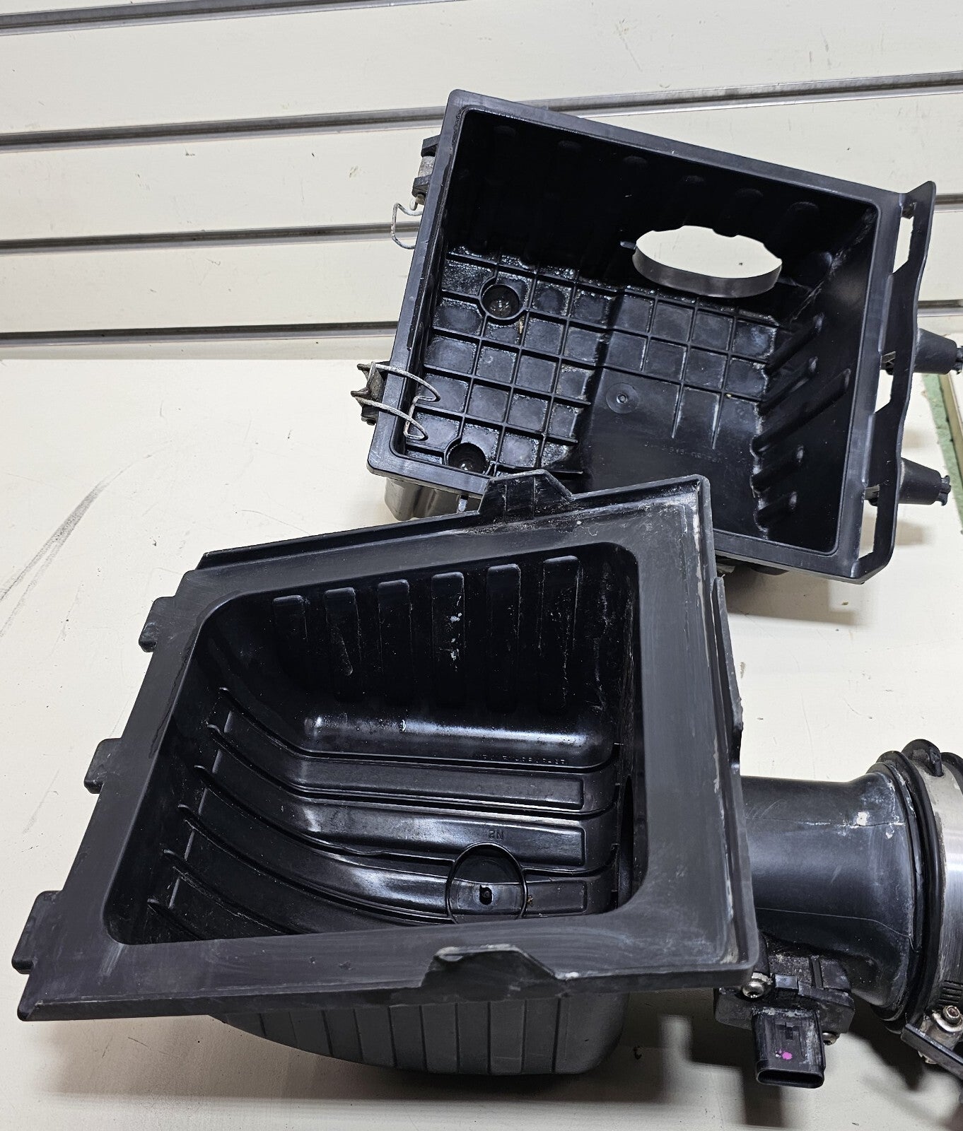 🔥2004-2011 Ford RANGER Air Filter Cleaner Intake Housing Box Assembly 4.0L OEM