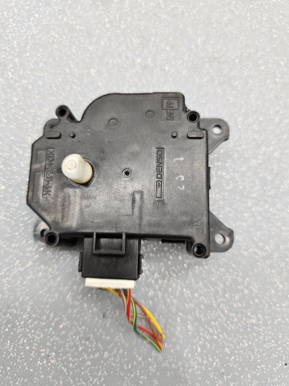 🔥04-12 MITSUBISHI GALANT DENSO AC HEATER BLEND DOOR FLAP CONTROL ACTUATOR OEM