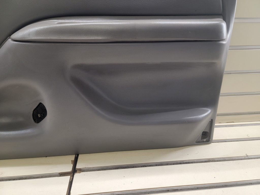92-96 Ford F150 F250 BRONCO Door Panel Front right passenger 1/2 manual gray D18