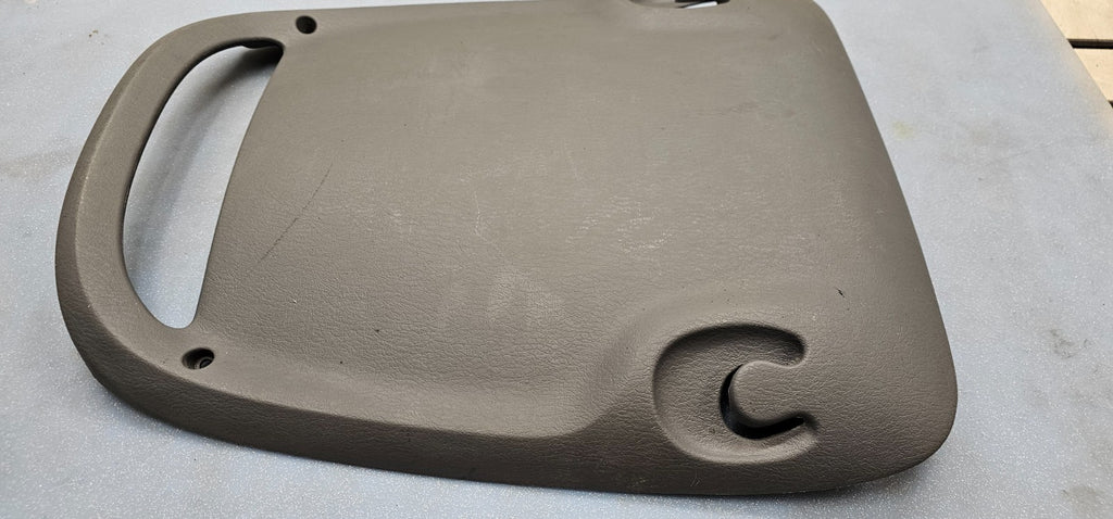 🔥01-07 Caravan Town & Country Front Seat Back Panel Trim Gray