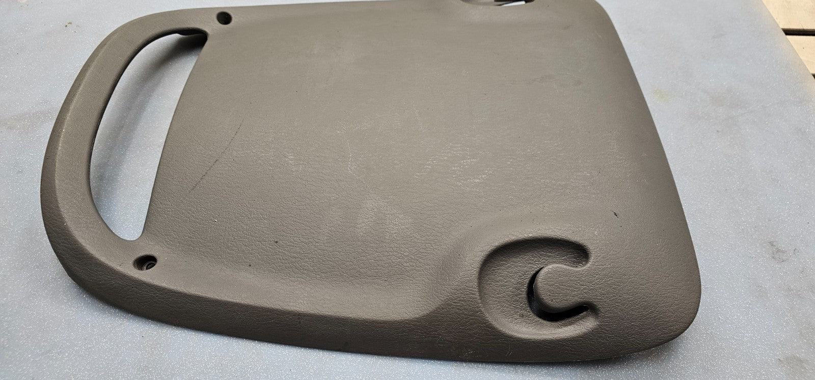 🔥01-07 Caravan Town & Country Front Seat Back Panel Trim Gray