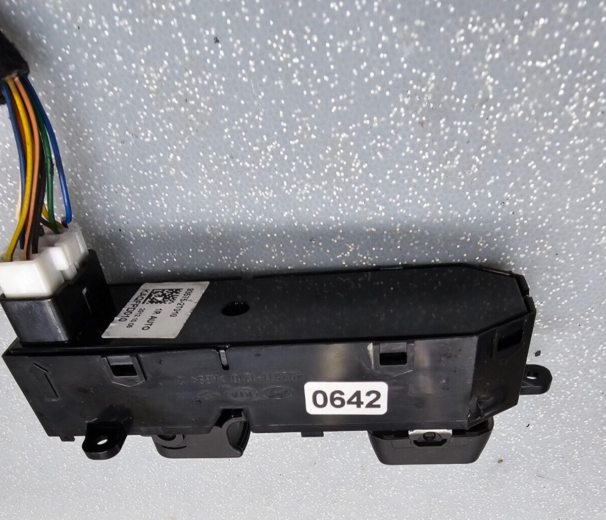 🔥11-13 Kia Optima Front Right Passenger Power Window Control Switch Assembly