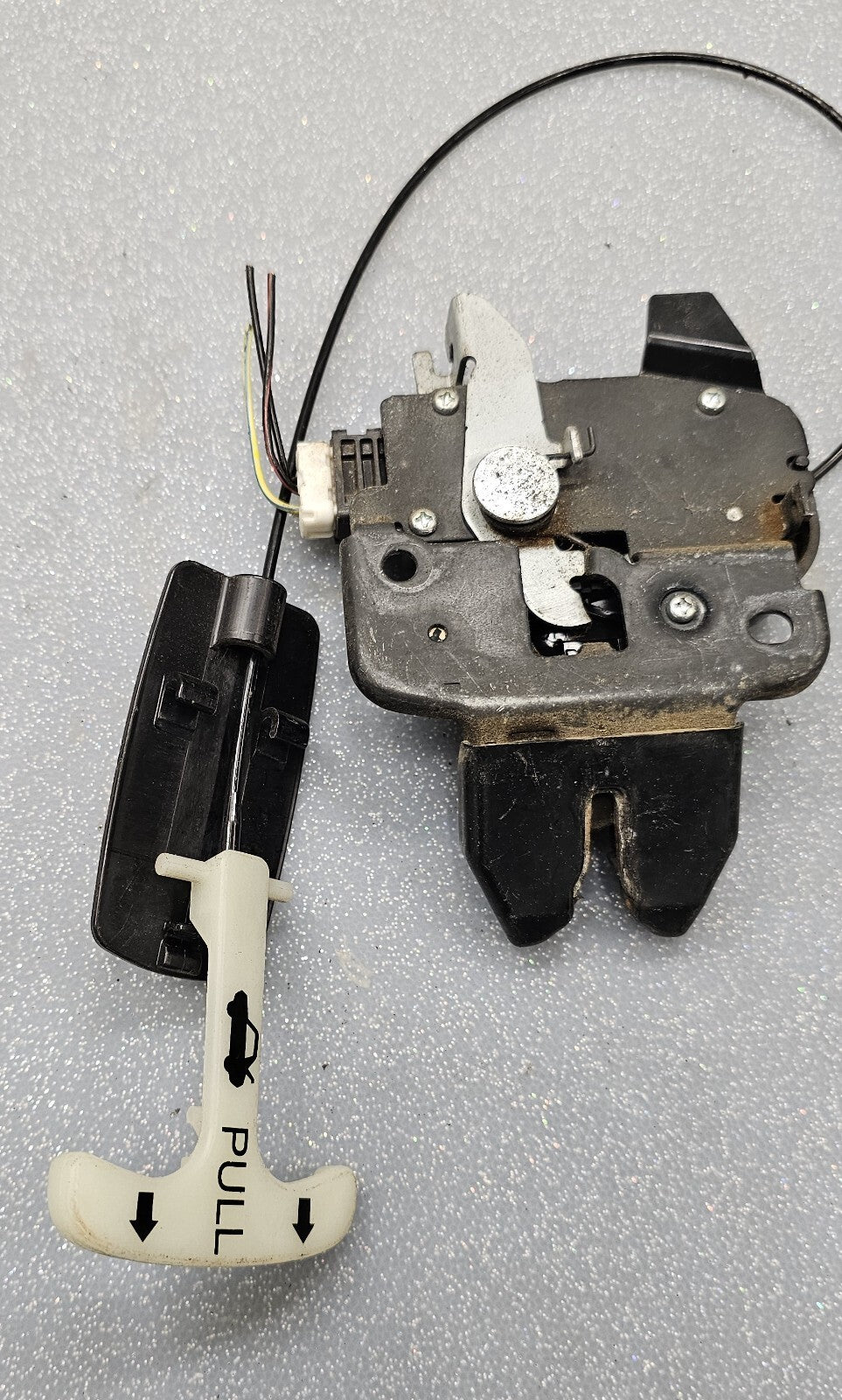🔥08-14 Subaru Impreza WRX STI Trunk Latch Lid Release Lock Mechanism Sedan OEM