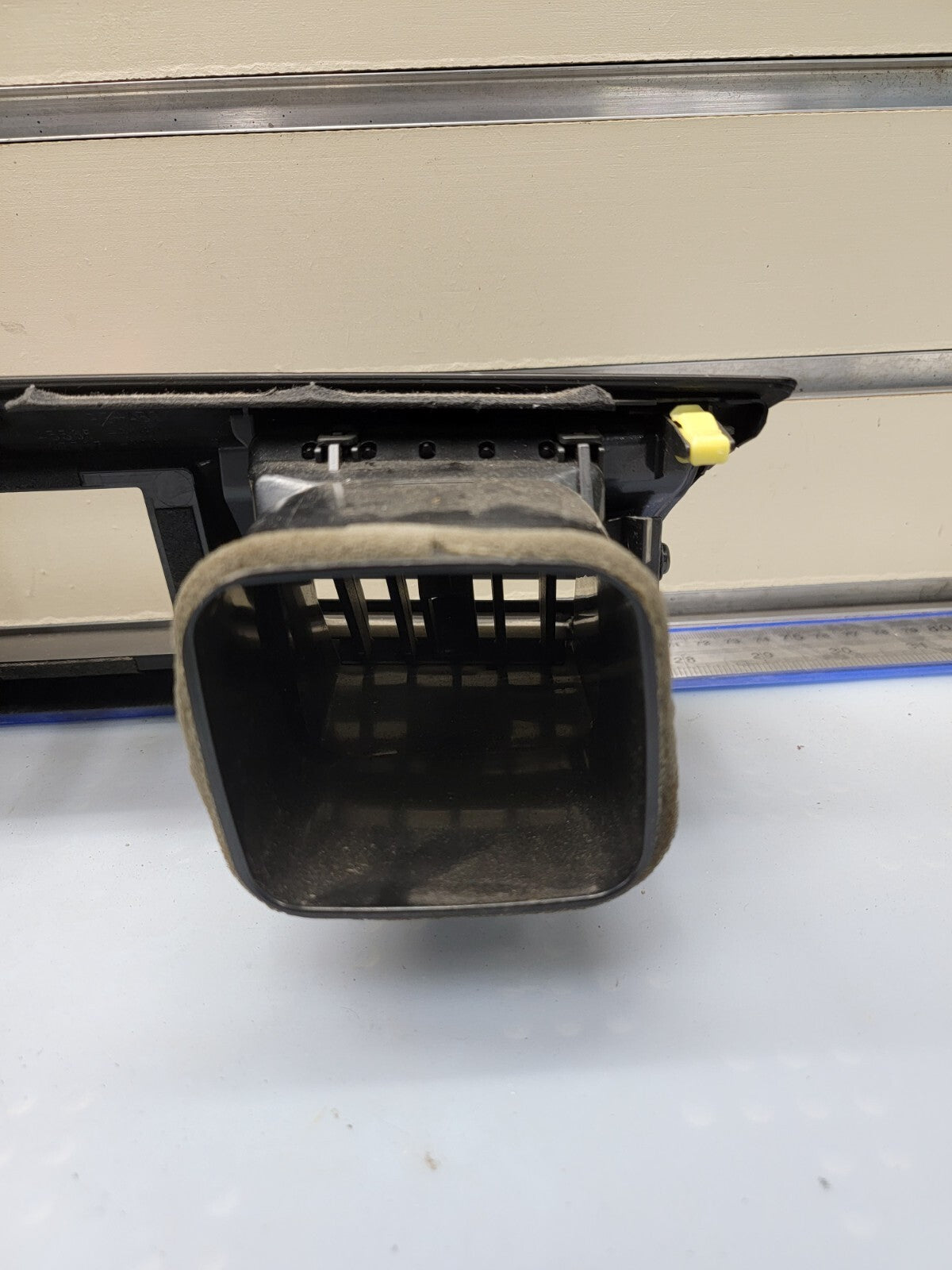 🔥08-13 Toyota Highlander Center Dash AC Air Vents Trim Bezel Assembly Black OEM