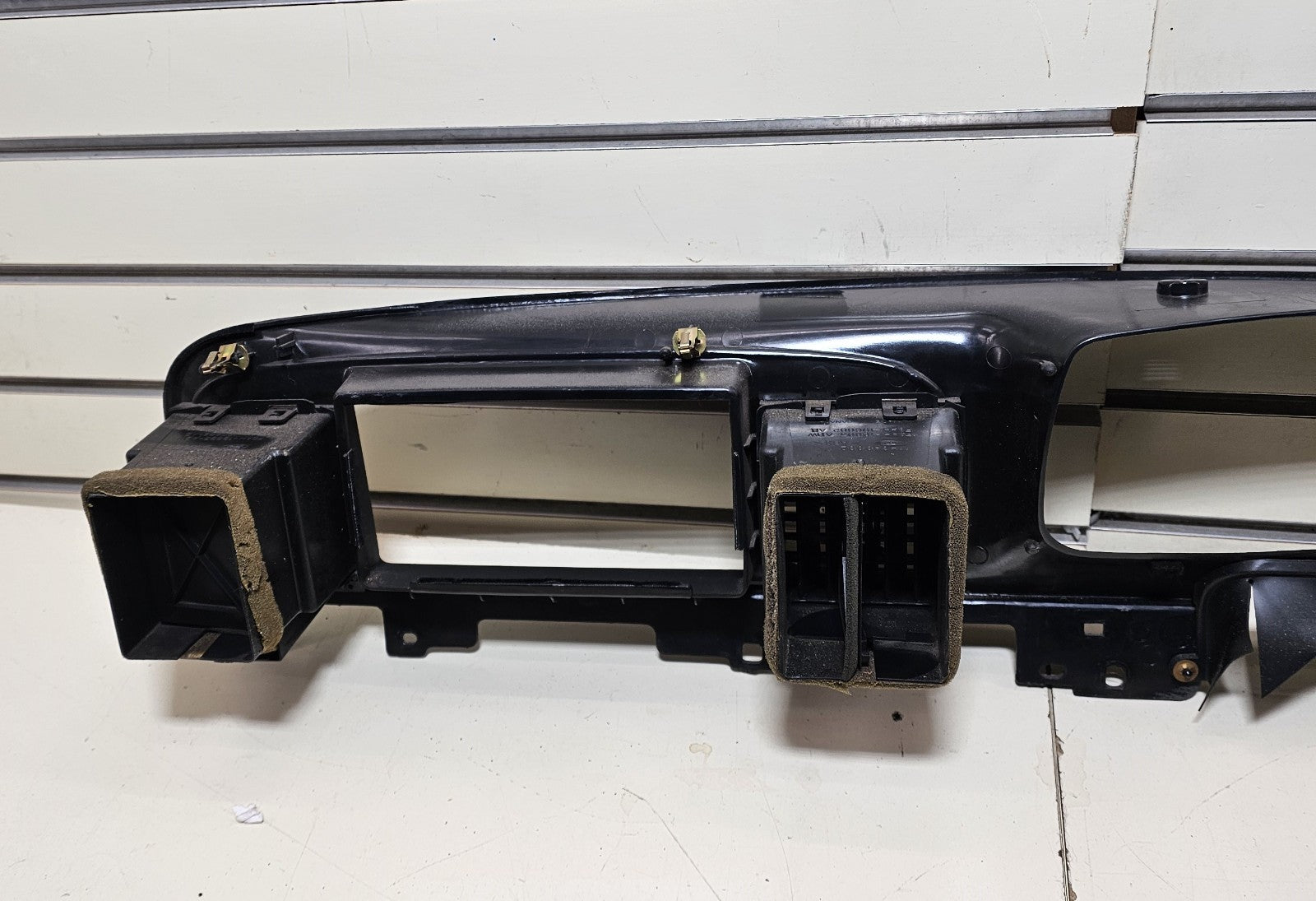 🔥95-11 Crown Victoria Dash Speedometer Instrument Cluster Radio Bezel BLack
