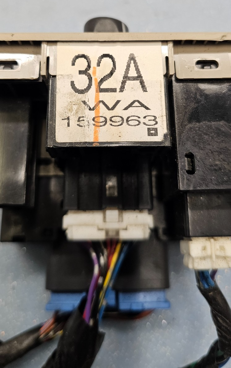 🔥05-07 Subaru Outback Door Mirror Dimmer Control Switch Assembly Silver OEM