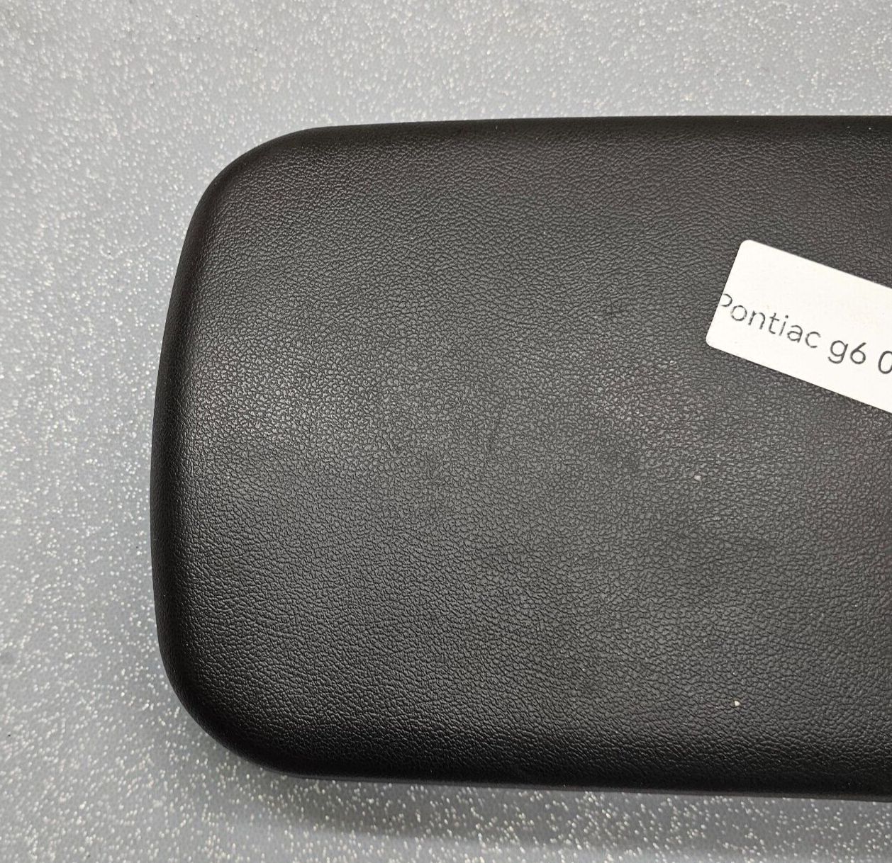 🔥05-10 Pontiac G6 Front Center Console Lid Arm Rest Top Pad Leather Black OEM