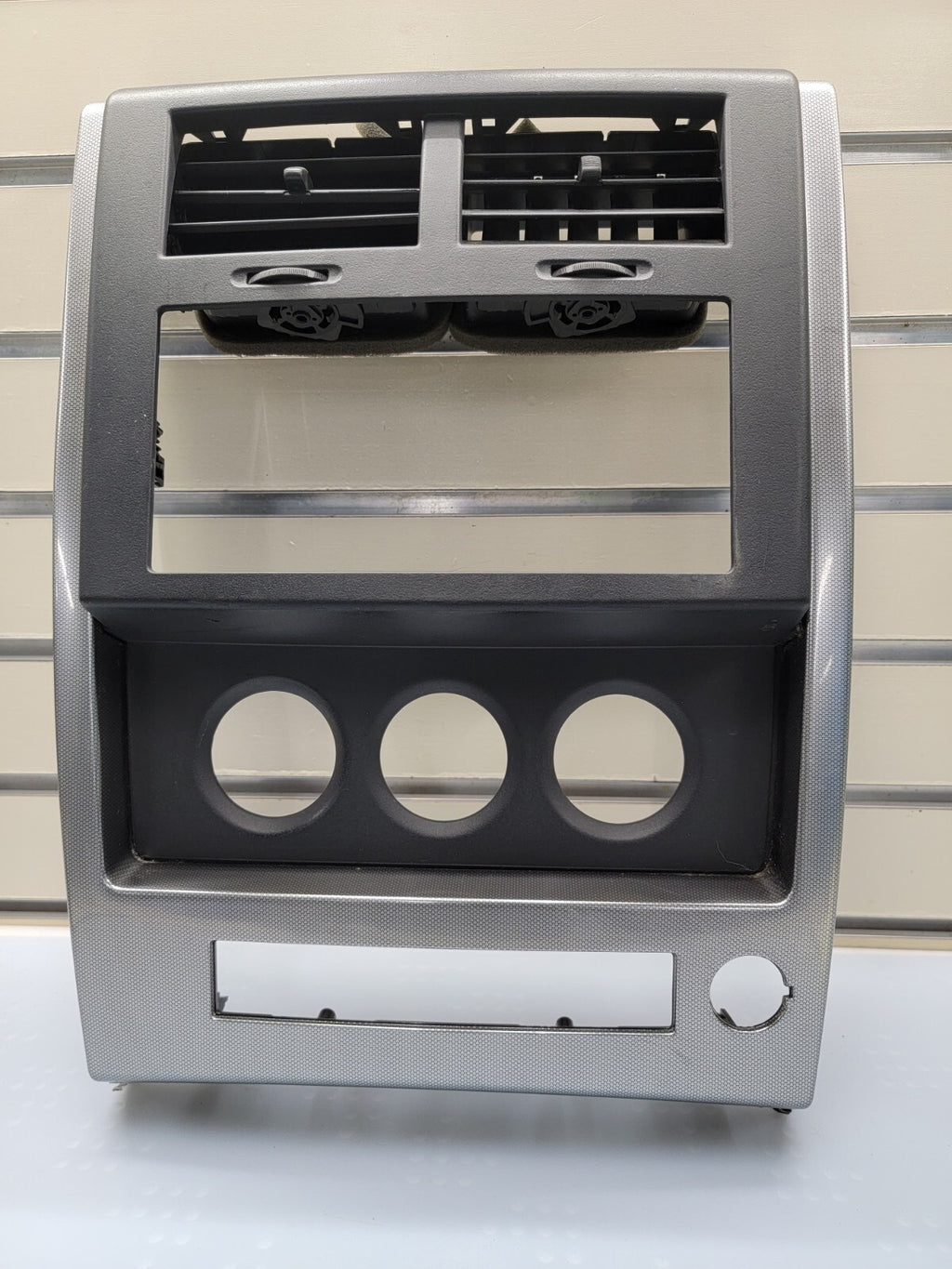 🔥08-12 Liberty Center Dash Radio Stereo Climate Trim Panel Bezel Black/Silver