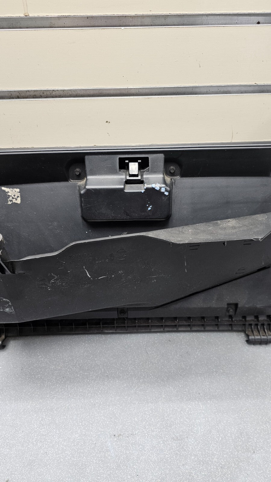 🔥02-05 RAM 1500 2500 Dash GLOVE BOX Storage Compartment Assembly BLACK G22