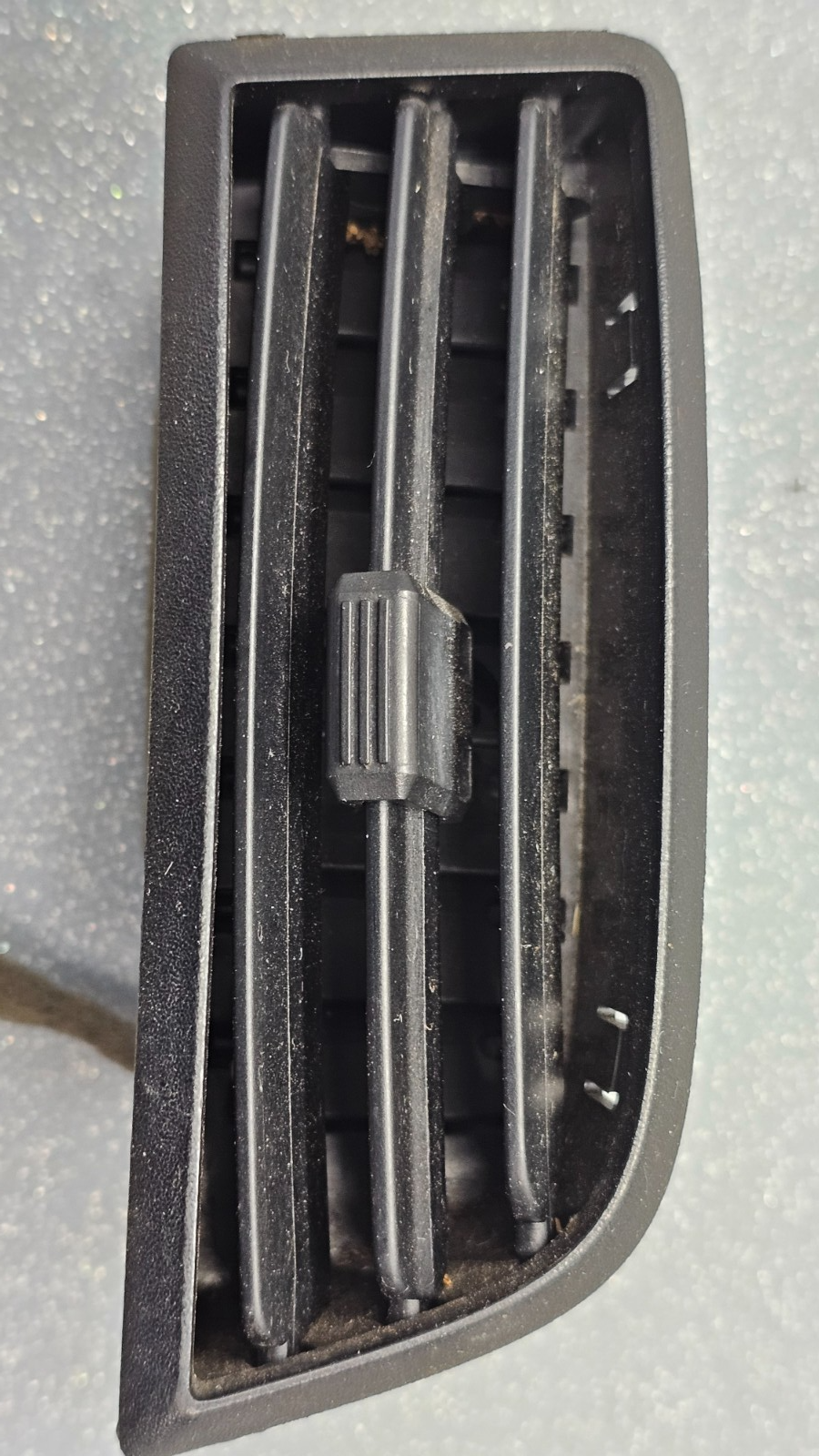🔥08-11 FORD FOCUS DASH RIGHT PASSSENGER AIR VENT A/C AC HEATER PANEL BLACK