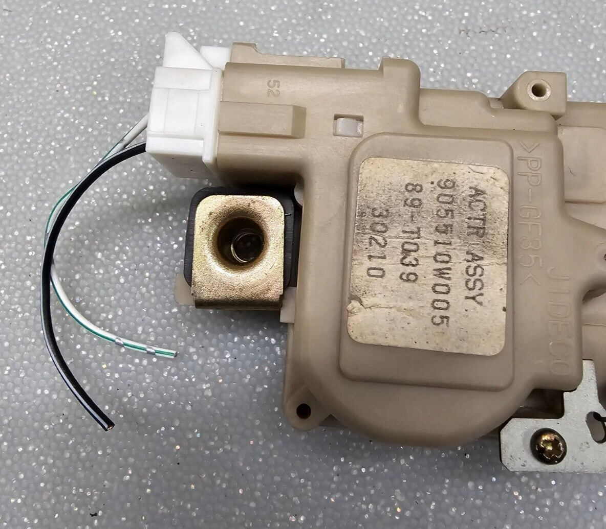 🔥98-04 Nissan Pathfinder Trunk Rear Liftgate Back Door Lock Actuator Assembly