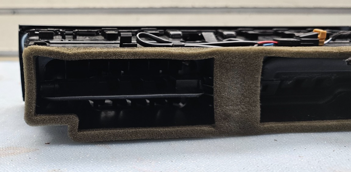 09-12 Audi A4 S4 A5 Center Dash AC Air Vent Heater Conditioner Instrument Black